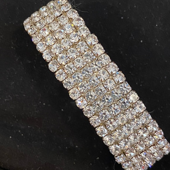 Lady beautiful bracelet - Picture 1 of 5